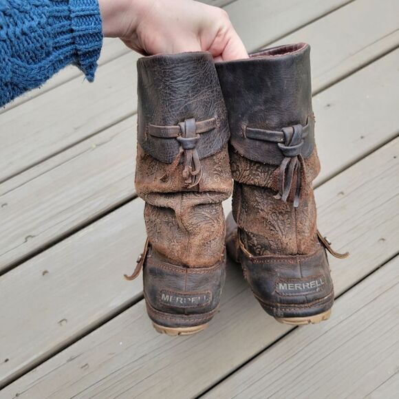 Merrell Haven Embossed Floral Paisley Brown Oiled Leather Mid Calf Boots 7 - Picture 5 of 8